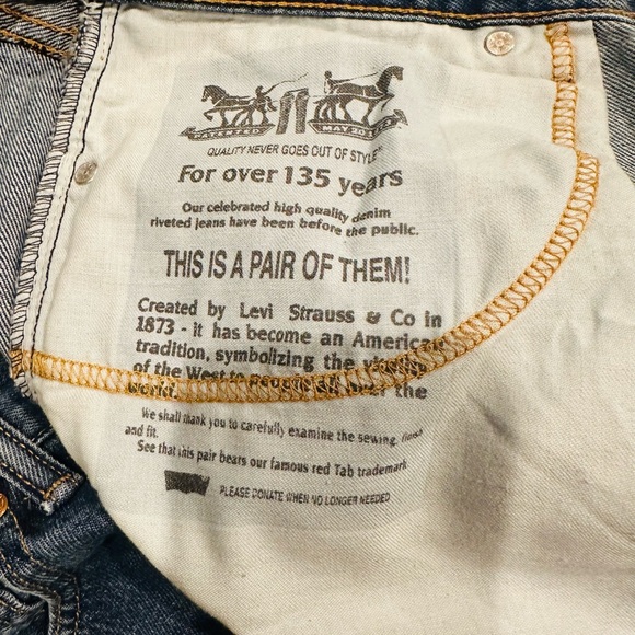 Levis Strauss & Company 505 denim jeans SIZE 36x34 - Picture 5 of 8